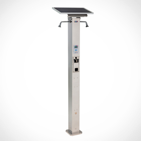 Colonna doccia con pannello solare
